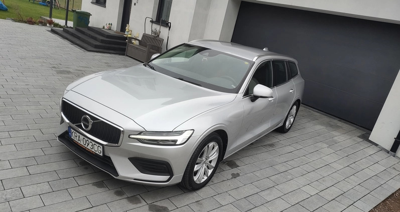 Volvo V60 cena 98277 przebieg: 133000, rok produkcji 2018 z Międzyrzecz małe 742